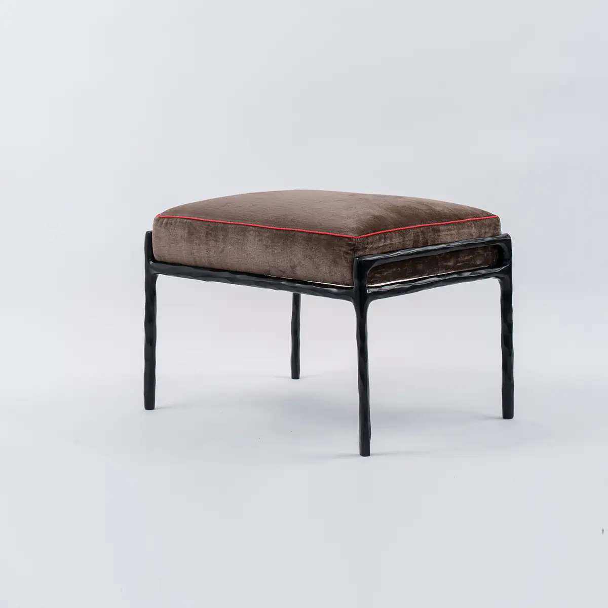 side forged stool bronze nera