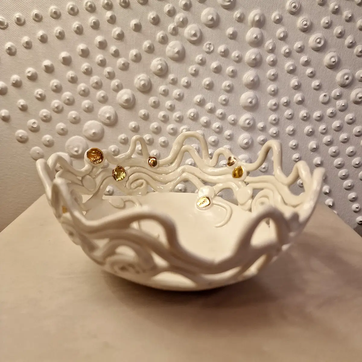 porcelain wave bowl table lifestlye